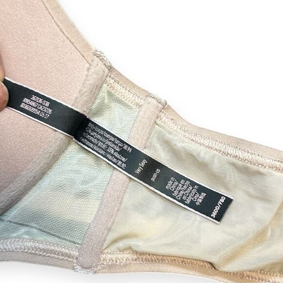 VICTORIA’S SECRET Women’s Nude Very Sexy Push-Up Bra 36DD - Picture 4 of 5